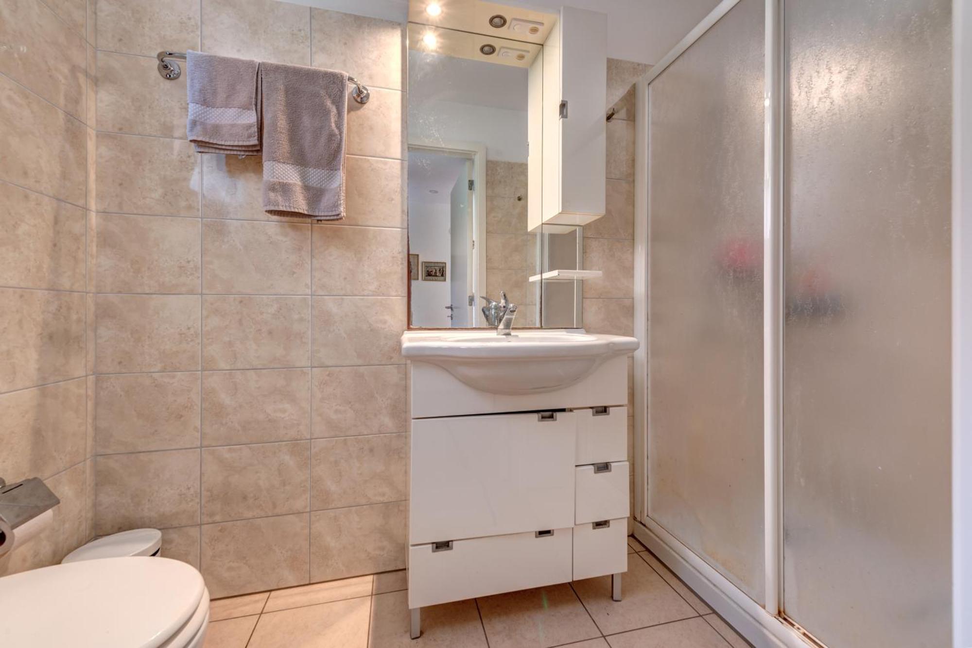 Casa Oliver, Tra La Calanca E I Castelli Di Bellinzona Homestay