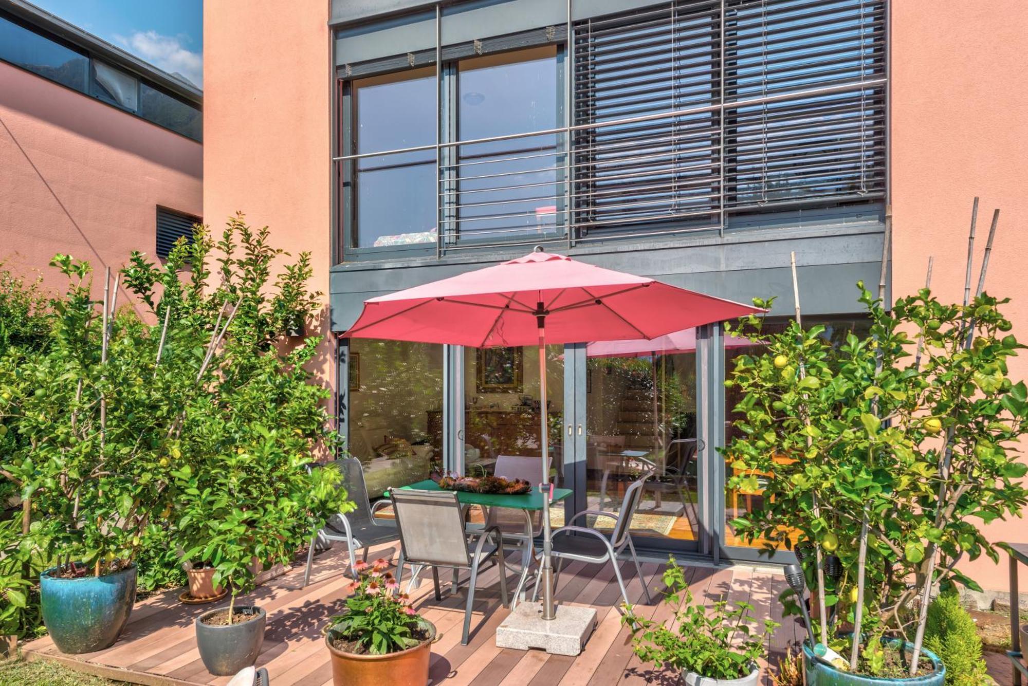 Homestay Casa Oliver, Tra La Calanca E I Castelli Di Bellinzona Grono